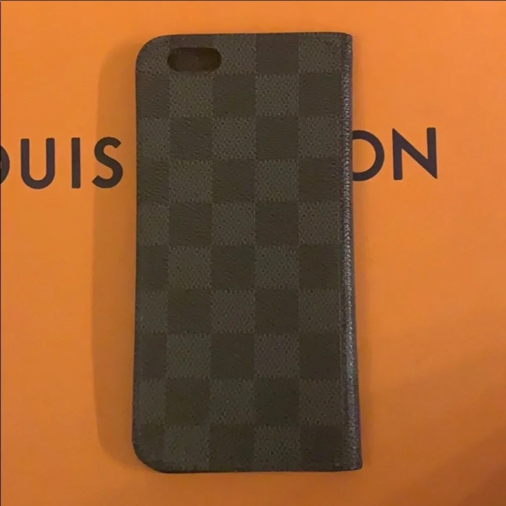 Louis Vuitton Damier Graphite iPhone 8 Plu…‎